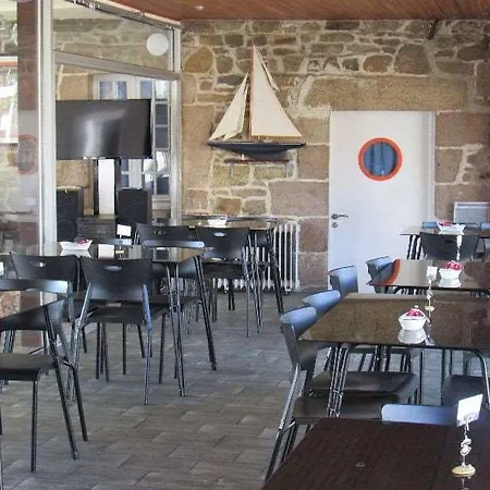 Citotel Les Sternes 2*