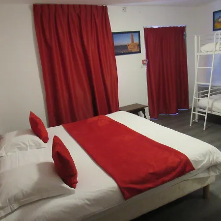 Citotel Les Sternes 2*